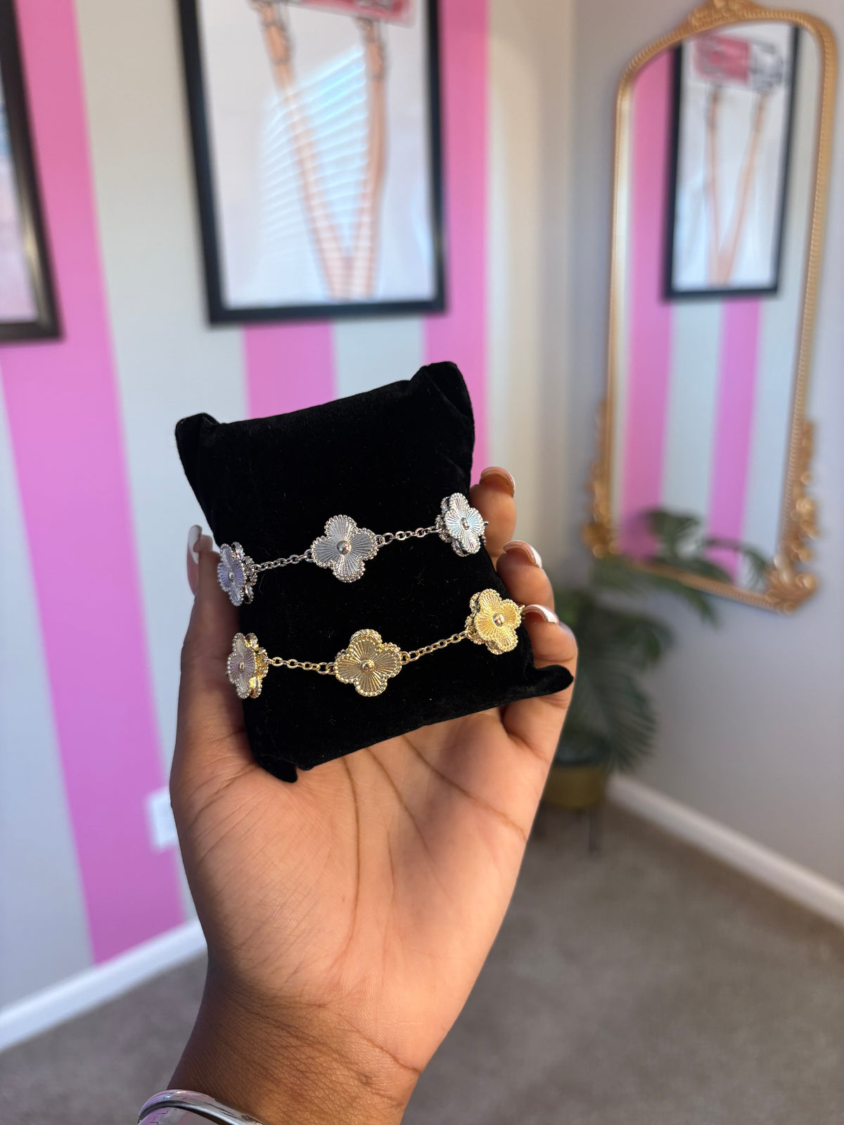 Clover bracelet